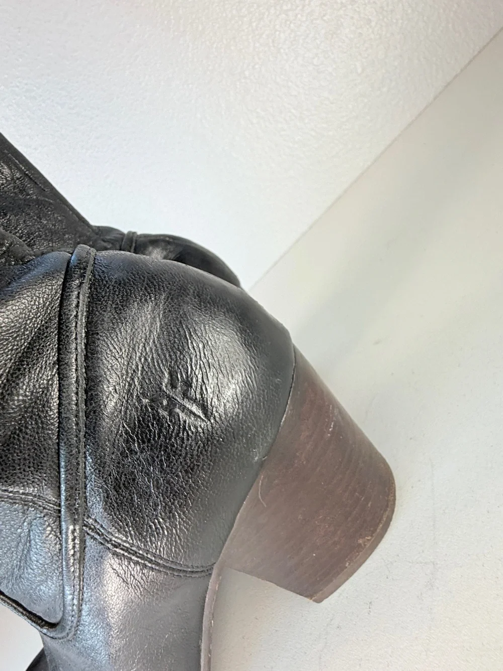 Frye Rory Scrunch Tall Black Leather Boots Womens 7 M Buttery soft Leather